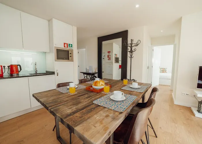 Appartement Rooftop Panoramic Batalha- *