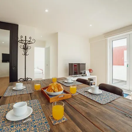 Апартаменты Rooftop Panoramic Batalha- Порту